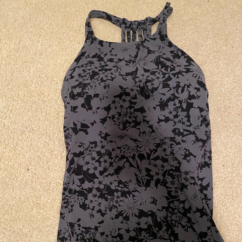 Luluemon Tank/Bra